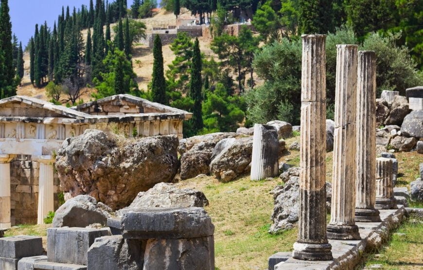 2-Day Tour to Delphi and Meteora